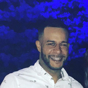 Meet your Posher, Alex